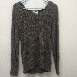 Hooded sweater top